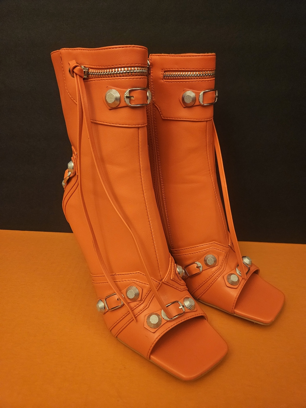 Azalea Wang Orange Ankle Bootie Square Toe Stiletto Heel Zip Women's Size 7.5